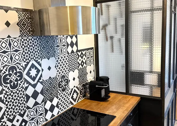 Design & Confort T3 Vue Parc Lit 180 *