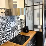 Design & Confort T3 Vue Parc Lit 180 *